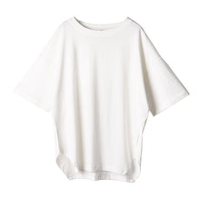 Load image into Gallery viewer, [EAM] Women White Black Brief Side Vent Big Size T-shirt New Round Neck Half Sleeve  Fashion Tide  Spring Summer 2020 A628
